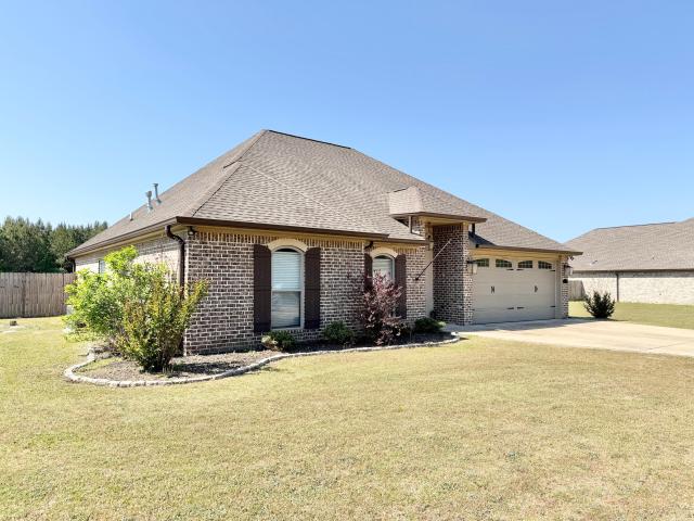 House for sale in Caledonia, Mississippi