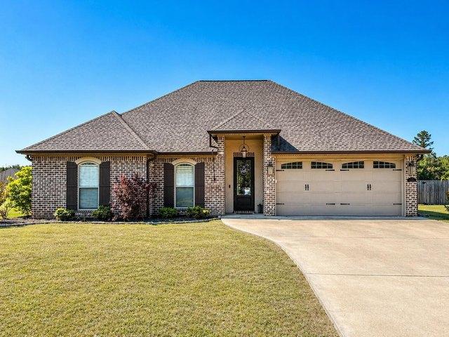 House for sale in Caledonia, Mississippi