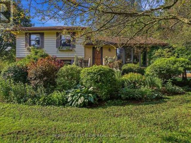 House for sale in Central Elgin, Southwestern Ontario