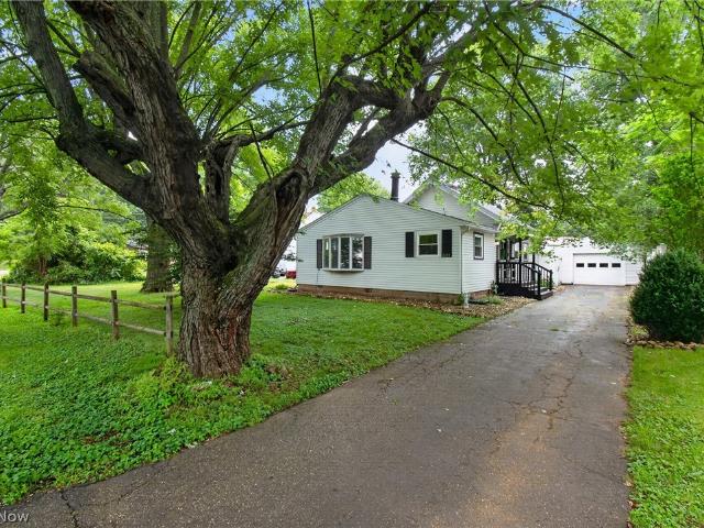 House for sale in Sandyville, Ohio