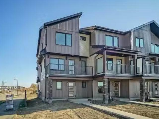House for sale in Wedgewood, Alberta