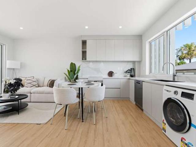 Townhouse for sale in Forrest Hill