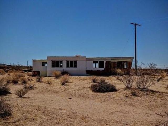 House for sale in Landers, California