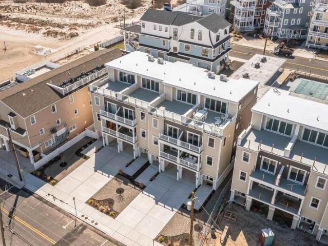 Townhouse for sale in Wildwood