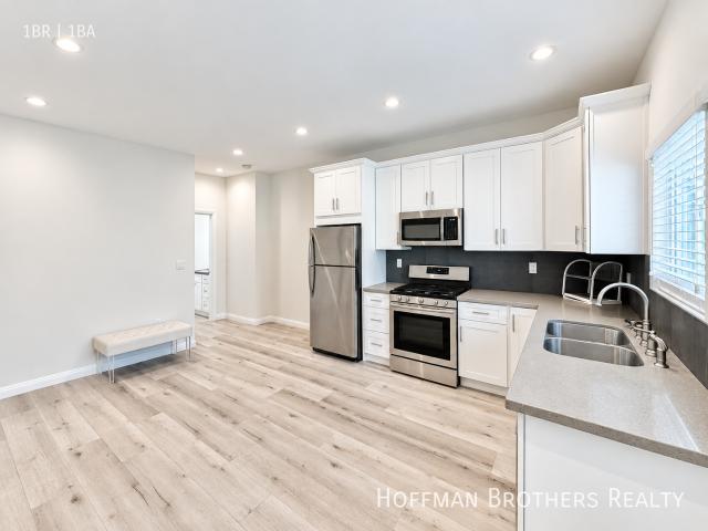 Apartment for rent in Canoga Park, California
