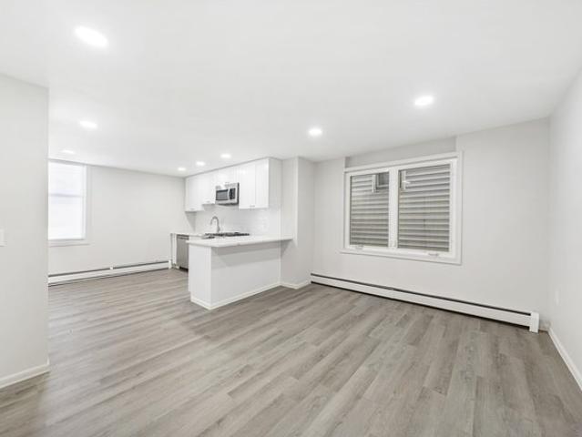 House for sale in Hudson, New Jersey