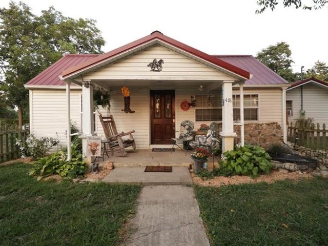 House for sale in Bradleyville, Missouri