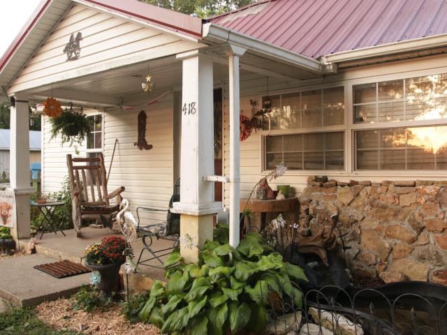 House for sale in Bradleyville, Missouri