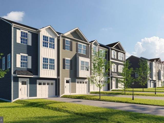 Townhouse for sale in Red Lion, Pennsylvania