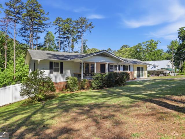 House for sale in Haralson, Georgia