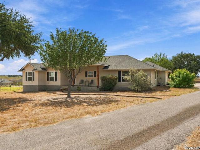 House for sale in La Vernia, Wilson County