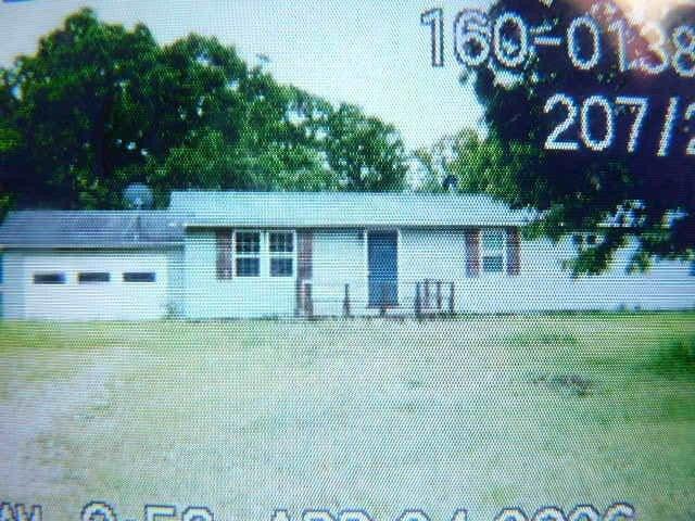 House for sale in Gainesville, Missouri