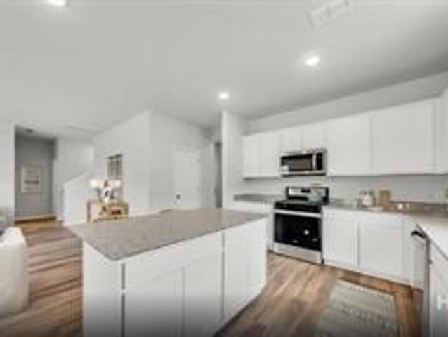 House for sale in Richmond Hill, Georgia