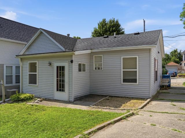 House for sale in Dixon, Illinois