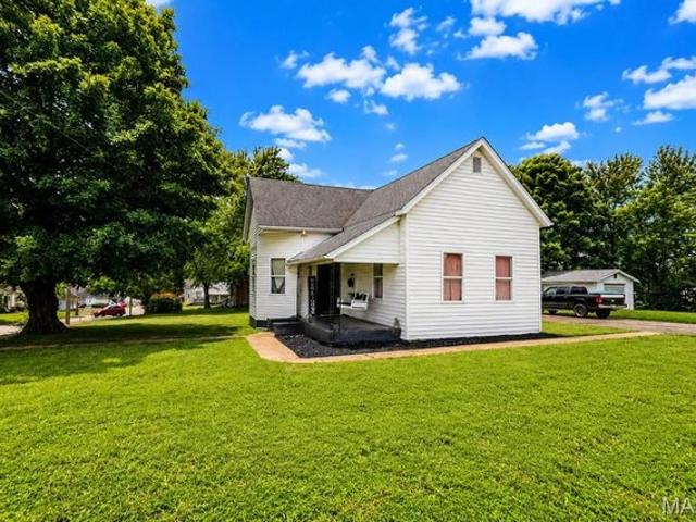 House for sale in Fredericktown, Missouri