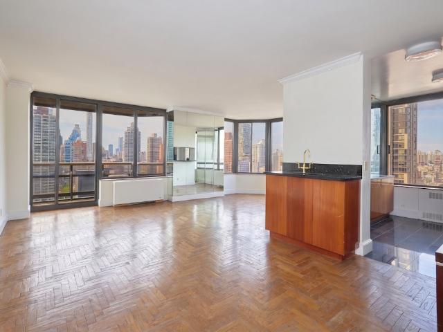 Condo for sale in Arverne, New York