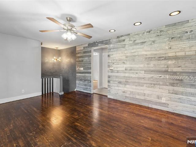 Condo for sale in Hackensack, New Jersey