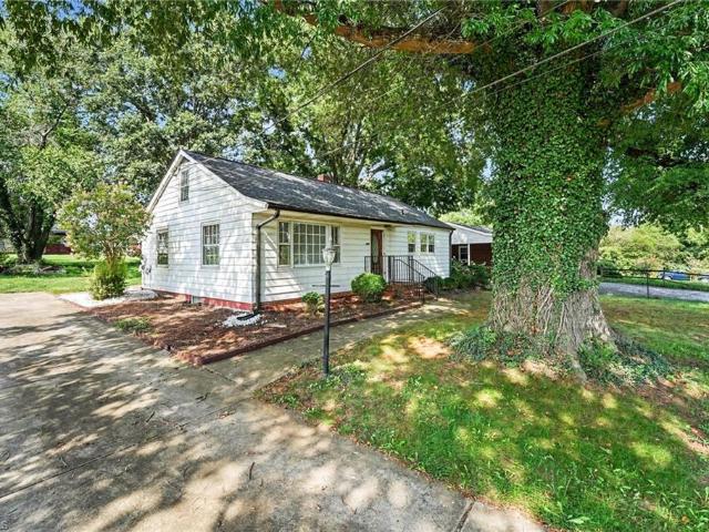 House for sale in Stokes, North Carolina