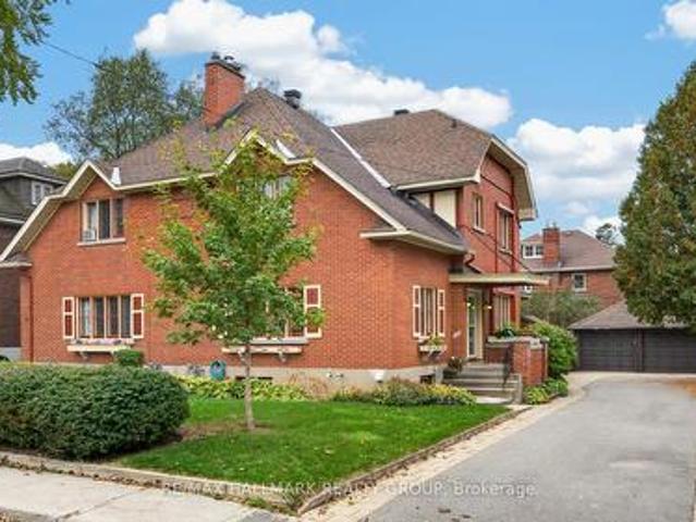 House for sale in Kitchissippi, Ottawa