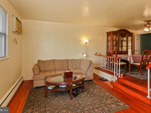Townhouse for sale in Lansdale, Pennsylvania