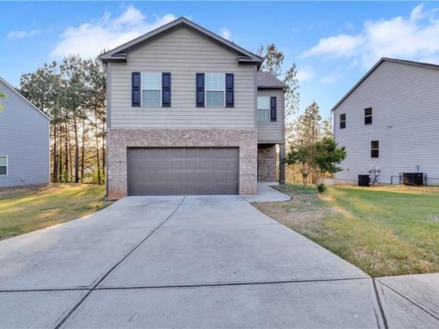 House for sale in Fairburn, Georgia