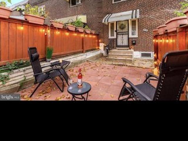 Townhouse for sale in Delco, Pennsylvania