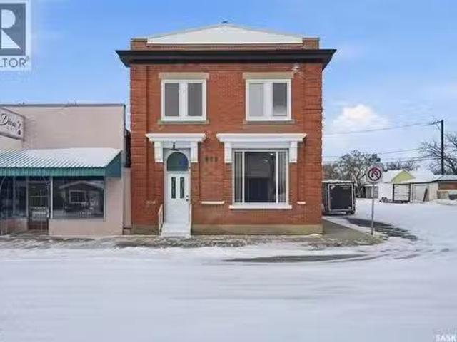House for sale in Gravelbourg, Saskatchewan