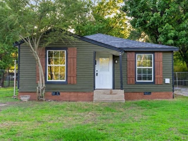 House for sale in Corsicana, Navarro County