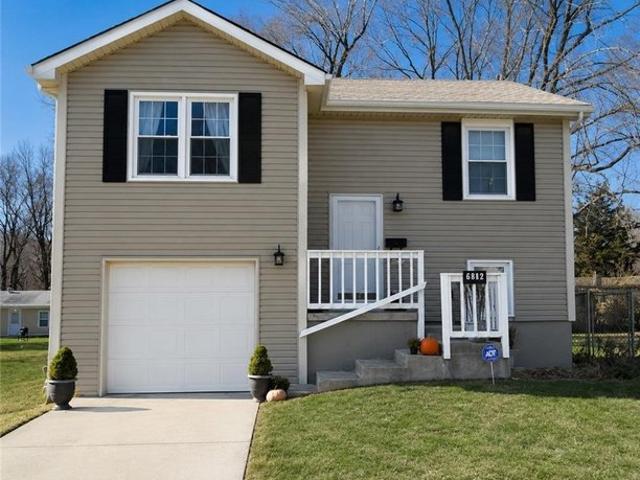 House for sale in Liberty, Missouri