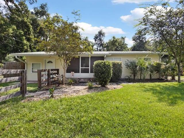 House for sale in Trenton, Florida