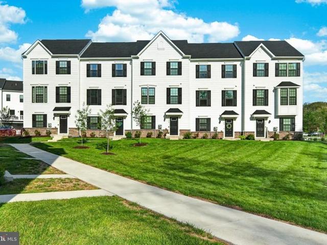 Townhouse for sale in Chester, Pennsylvania