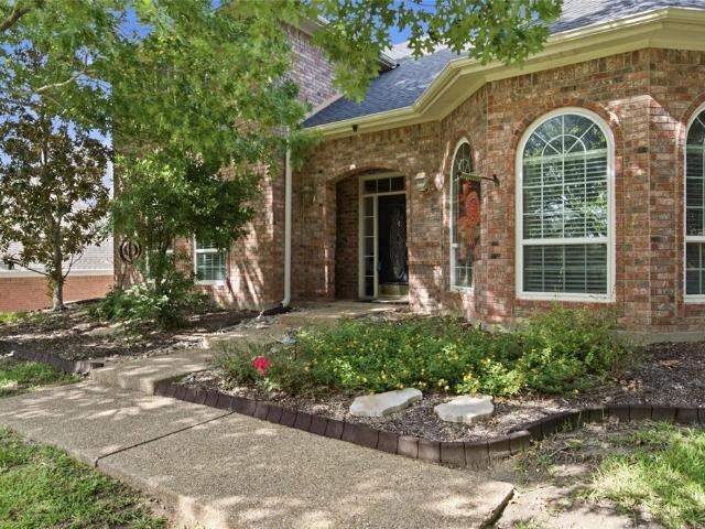 House for sale in Woodway, Texas