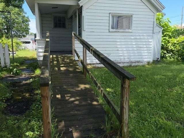 House for sale in Oneida, New York