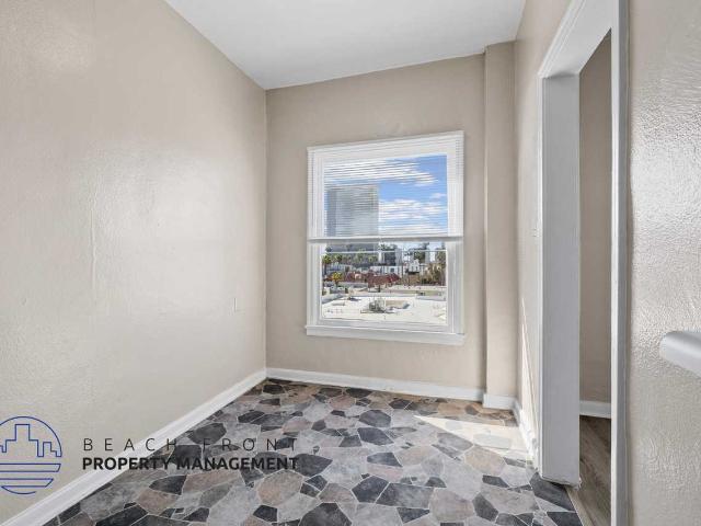 Apartment for rent in Canoga Park, California