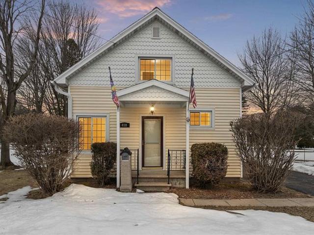 House for sale in Oconto, Wisconsin