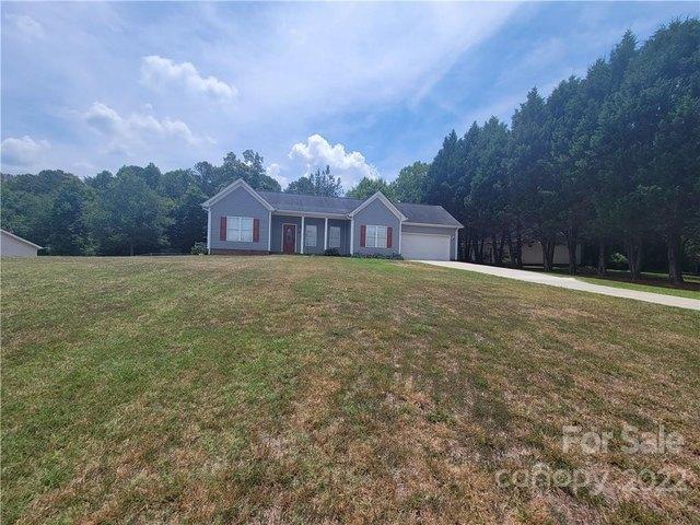 House for sale in Stanley, North Carolina