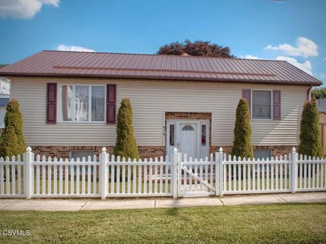 House for sale in Mount Carmel, Pennsylvania