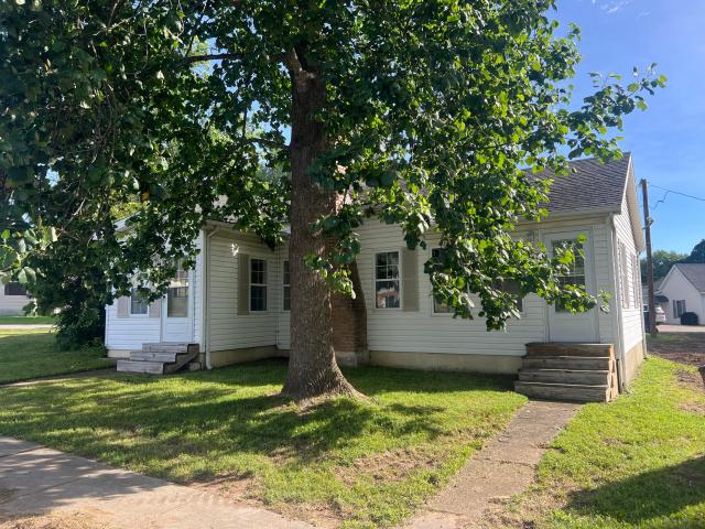 House for sale in Macomb, Missouri