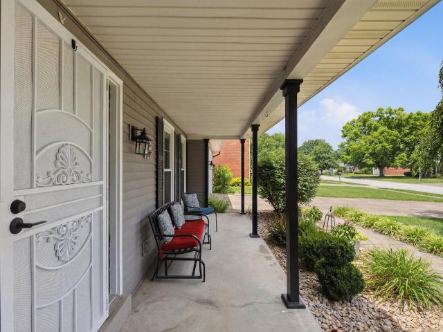 House for sale in Versailles, Kentucky