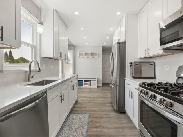 House for sale in Streamwood, Illinois
