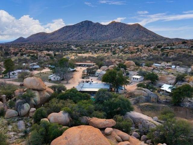 House for sale in Cochise, Arizona