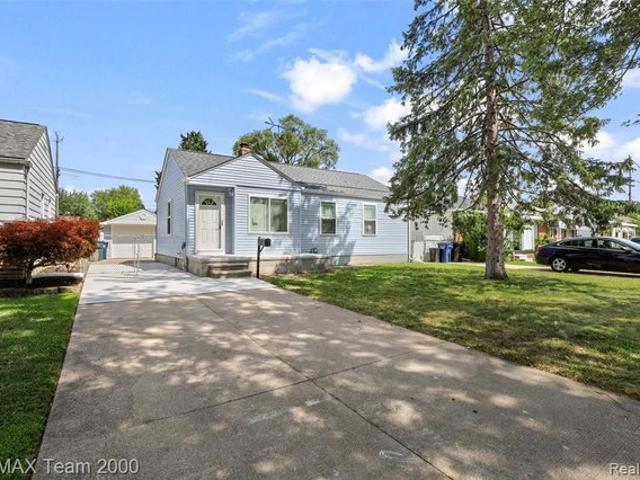 House for sale in Lincoln Park, Michigan