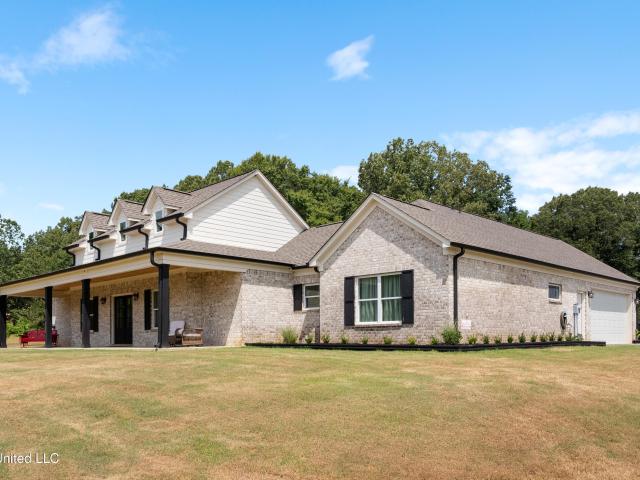 House for sale in Tate, Mississippi
