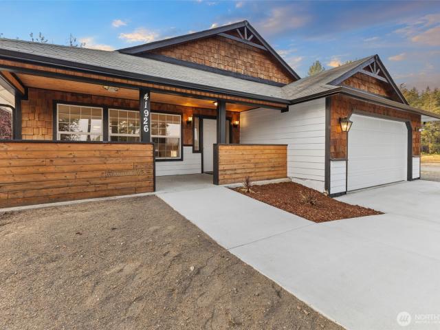 House for sale in Enumclaw, Washington