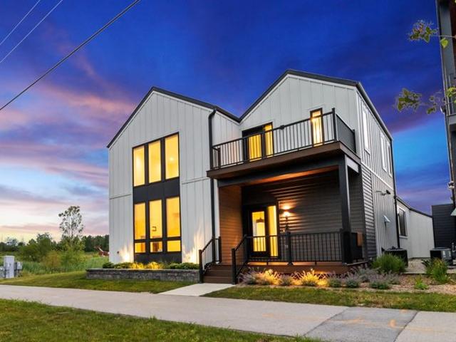 House for sale in Oak Creek, Wisconsin