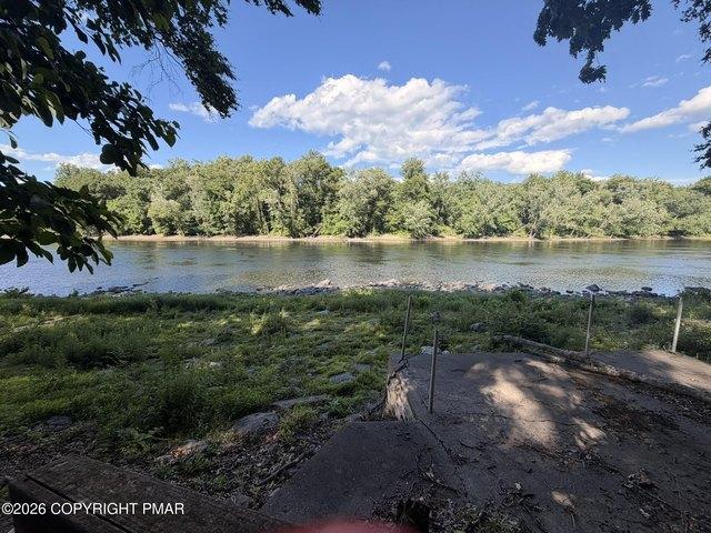 House for sale in Mount Bethel, Pennsylvania