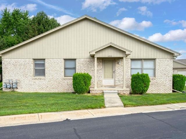 Condo for sale in Clinton Township, Michigan