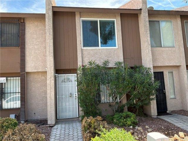Townhouse for sale in Las Vegas, Nevada