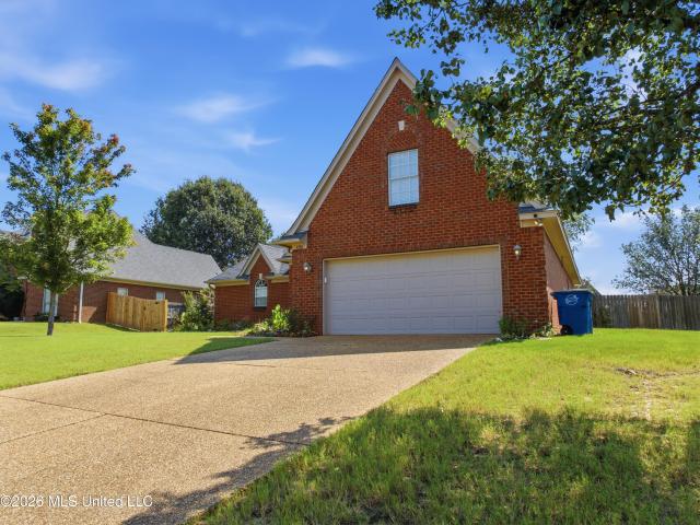 House for sale in Nesbit, Mississippi