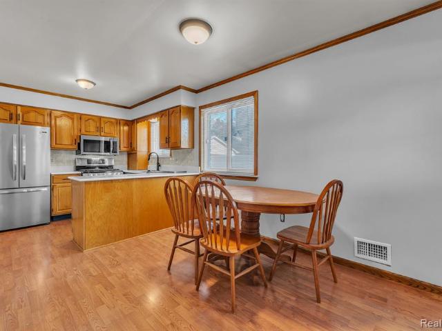 House for sale in Dearborn Heights, Michigan